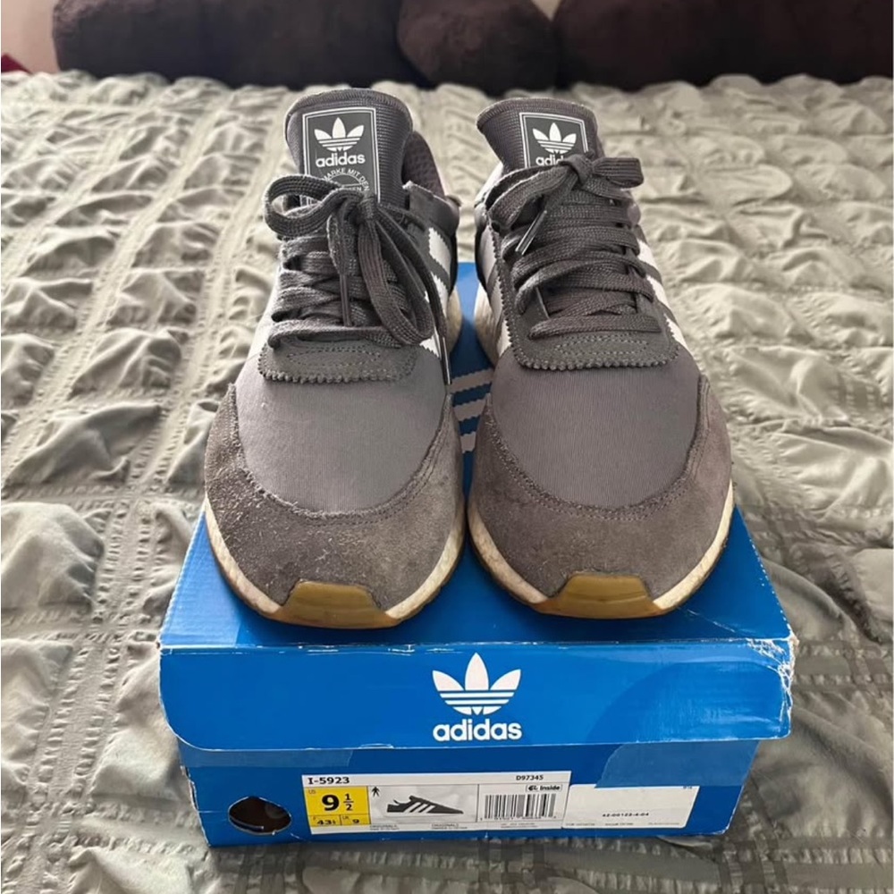 Adidas Men's Charcoal and Tan Sneakers